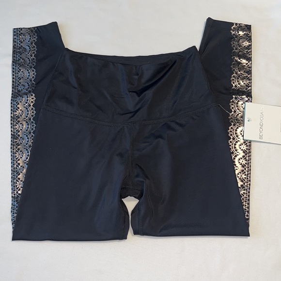 Beyond Yoga Down The Line Metallic High Rise leggings Sz XS - Picture 4 of 13